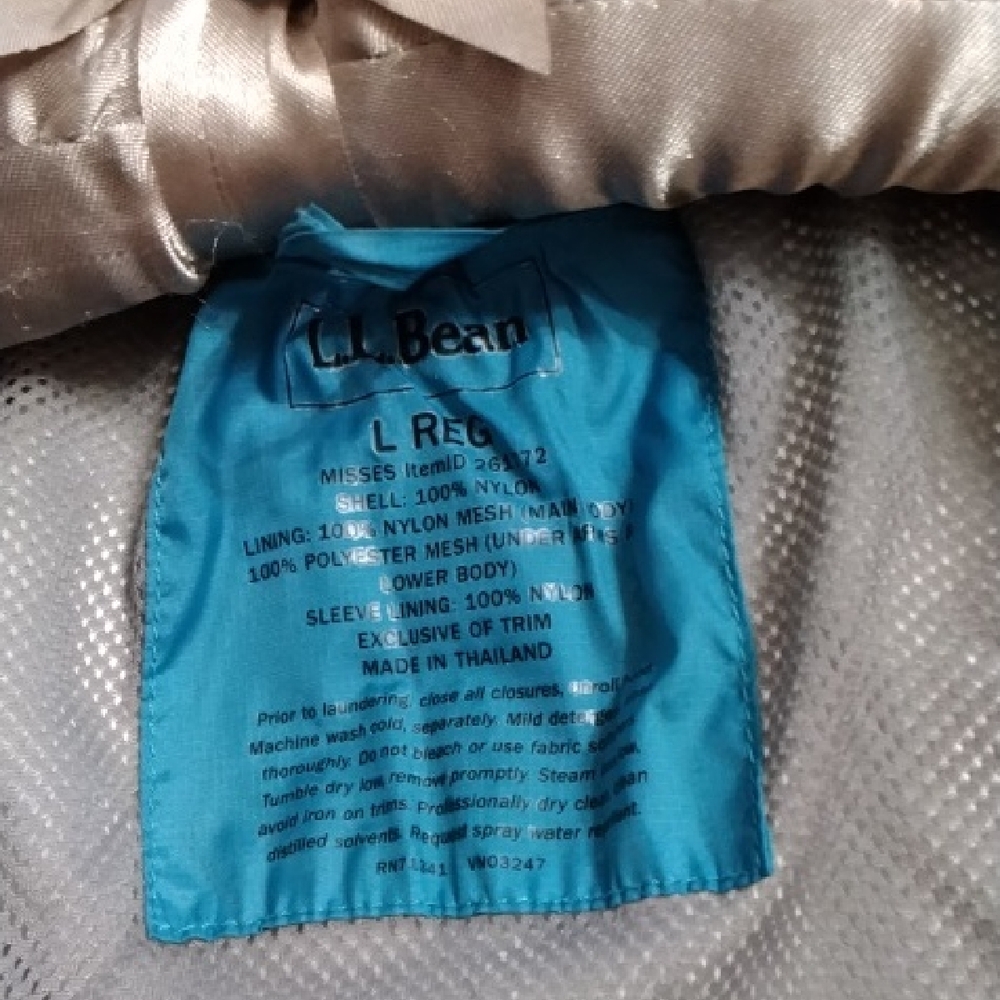 L.L. Bean Blue Rain Jacket - Picture 6 of 6